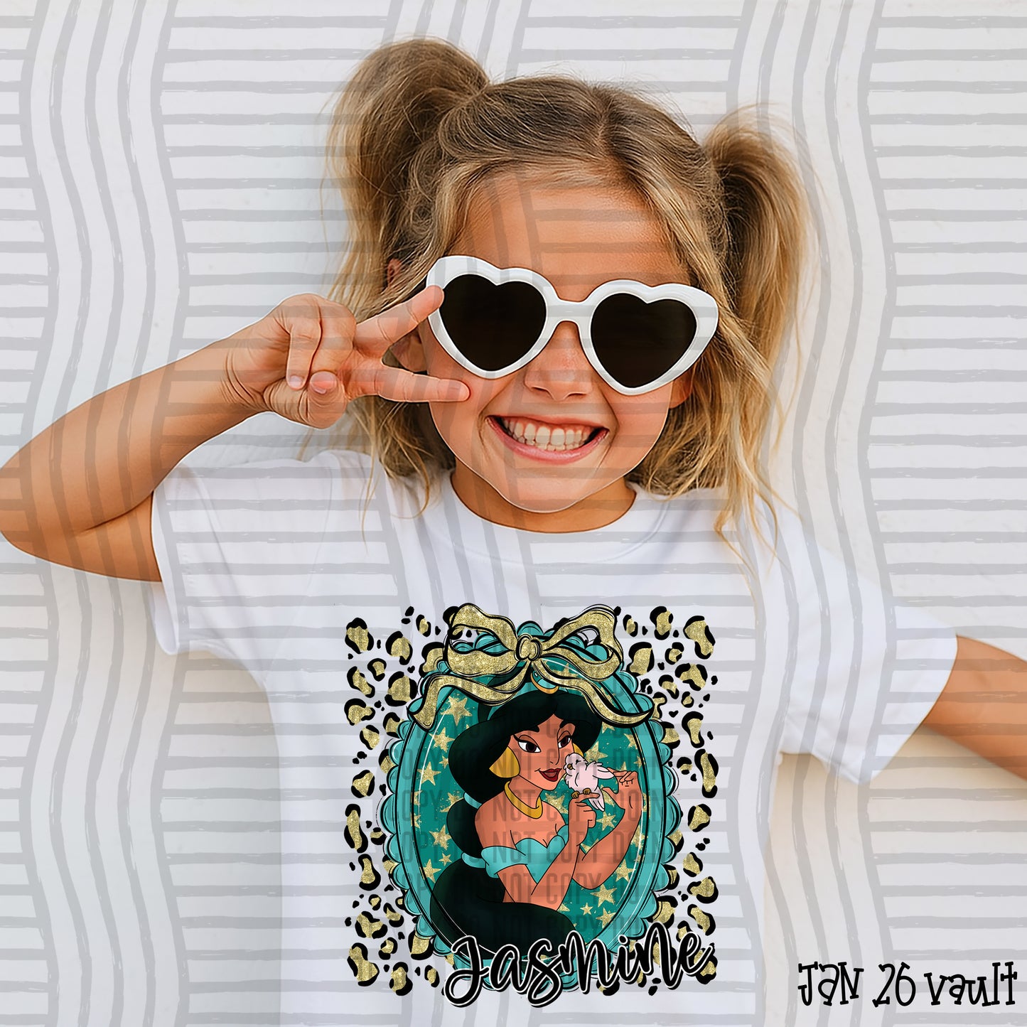 PRINCESS FRAMES TEE