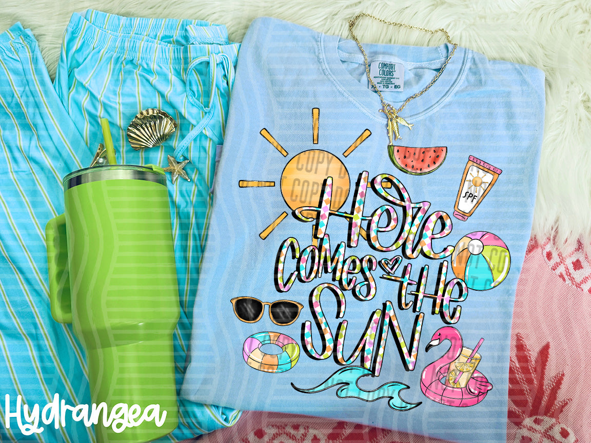 HERE COMES THE SUN TEE