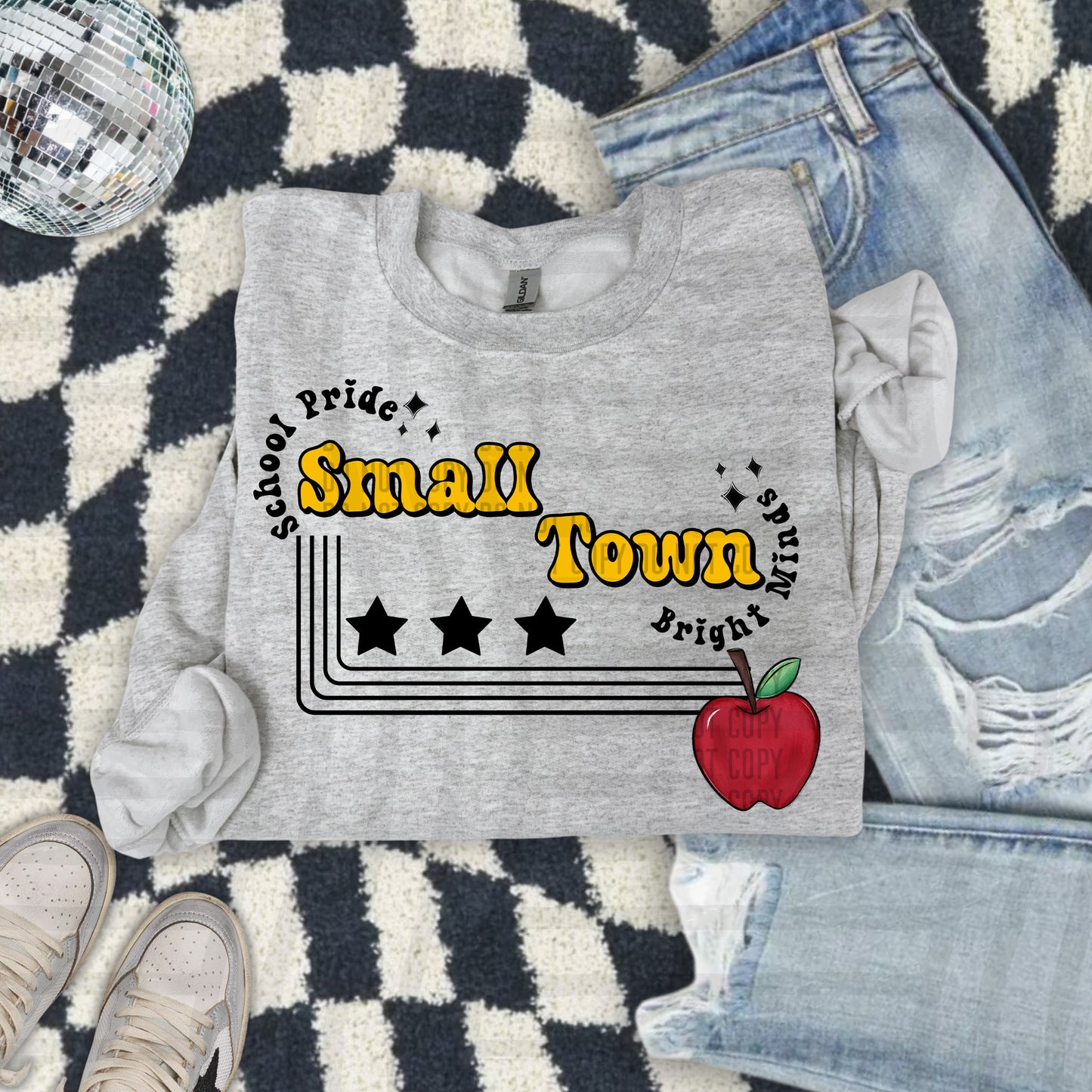 SMALL TOWN BRIGHT MINDS W APPLE TEE -21 COLORS