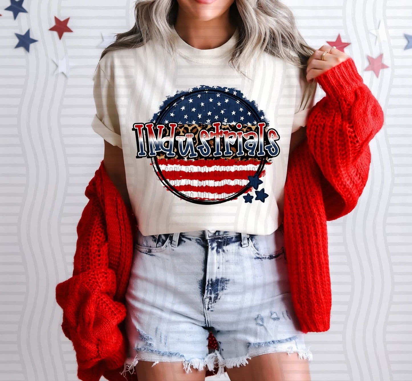 MASCOTS FLAG ROUND TEES
