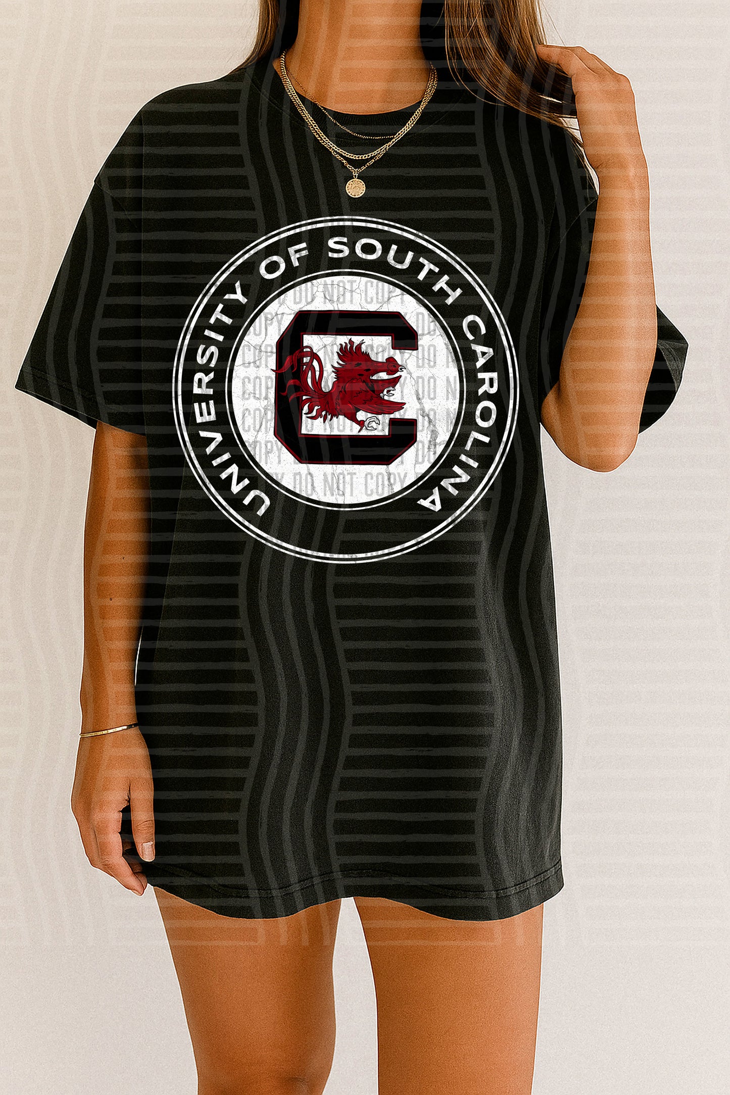 COLLEGE ROUND TEES