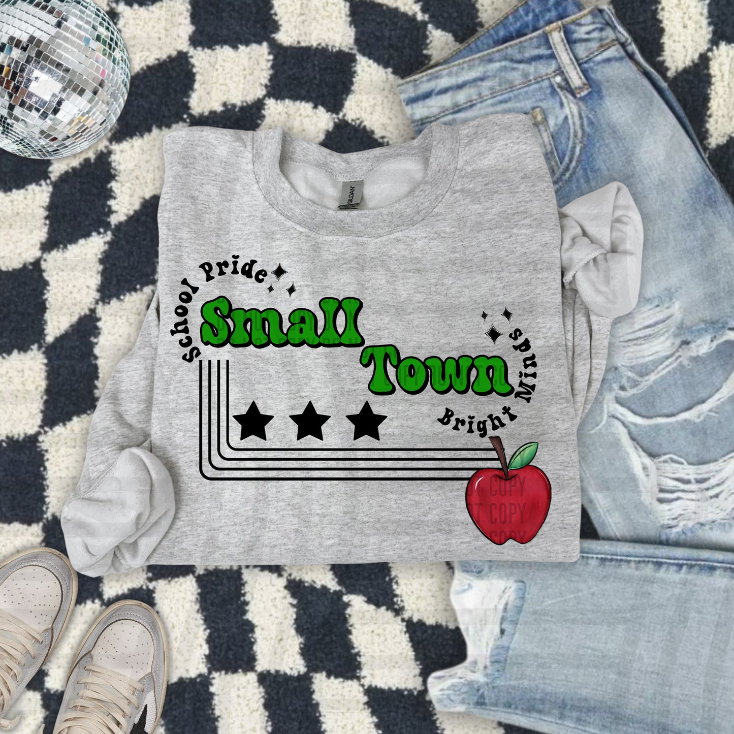 SMALL TOWN BRIGHT MINDS W APPLE TEE -21 COLORS