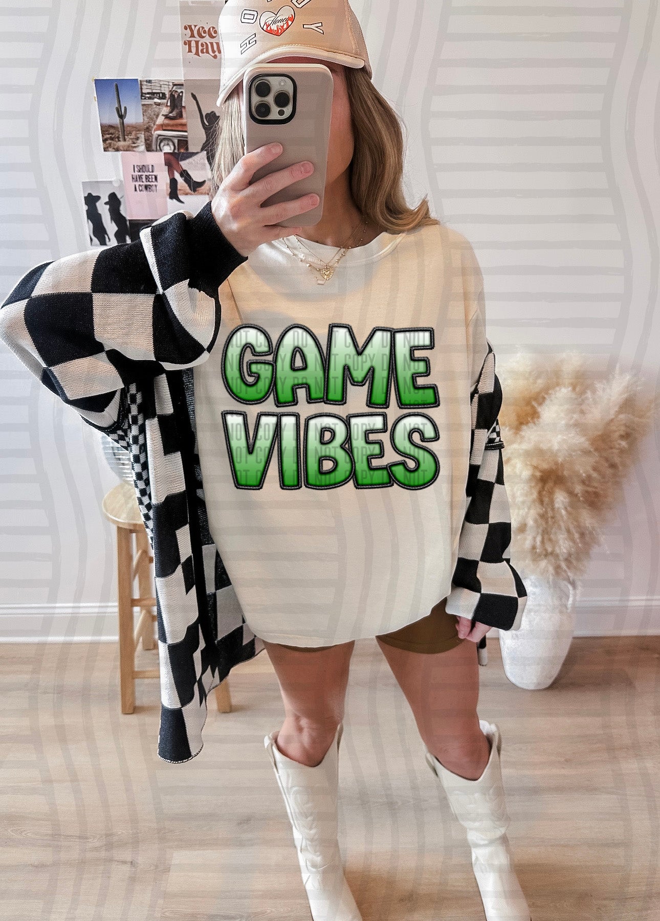 GAME VIBES TEE