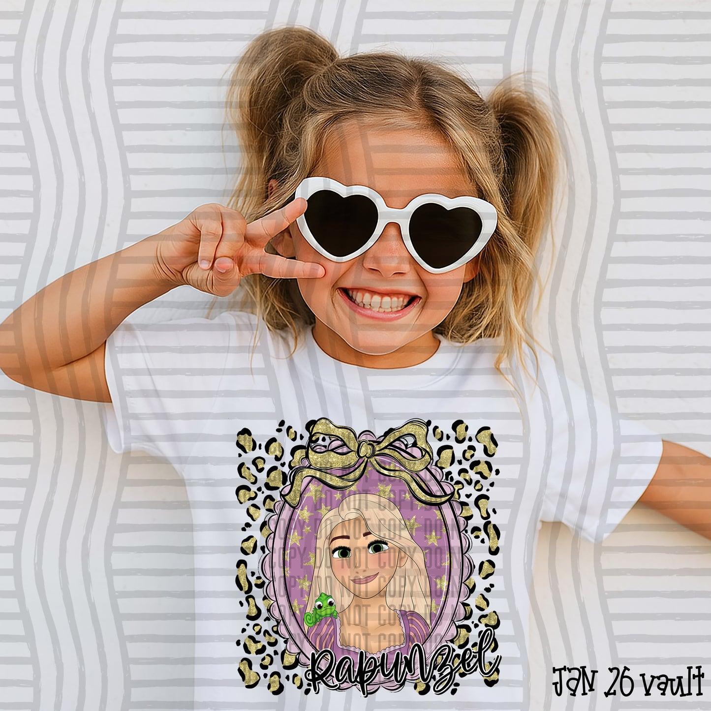 PRINCESS FRAMES TEE