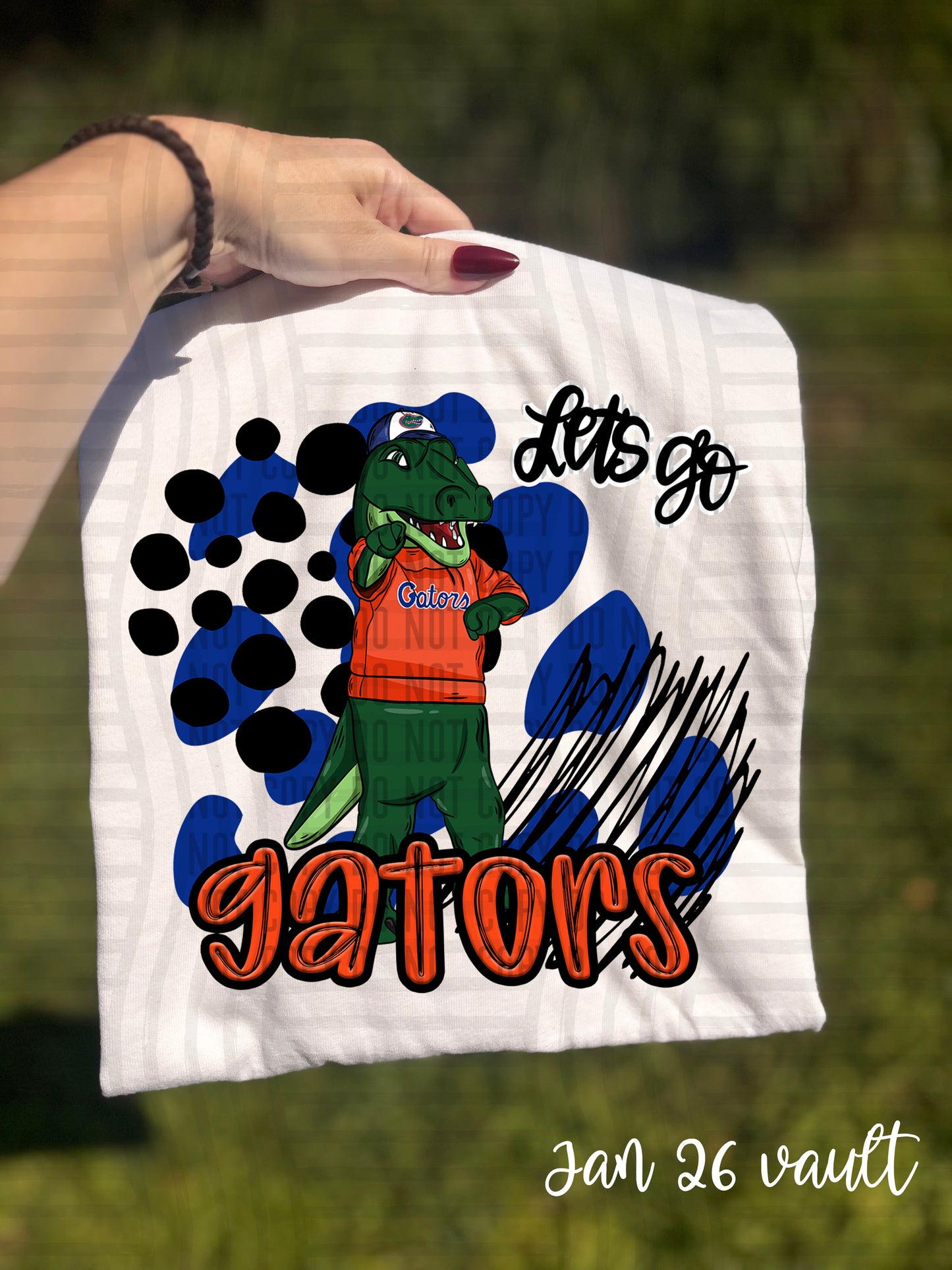 DOODLE LOGO COLLEGE TEE