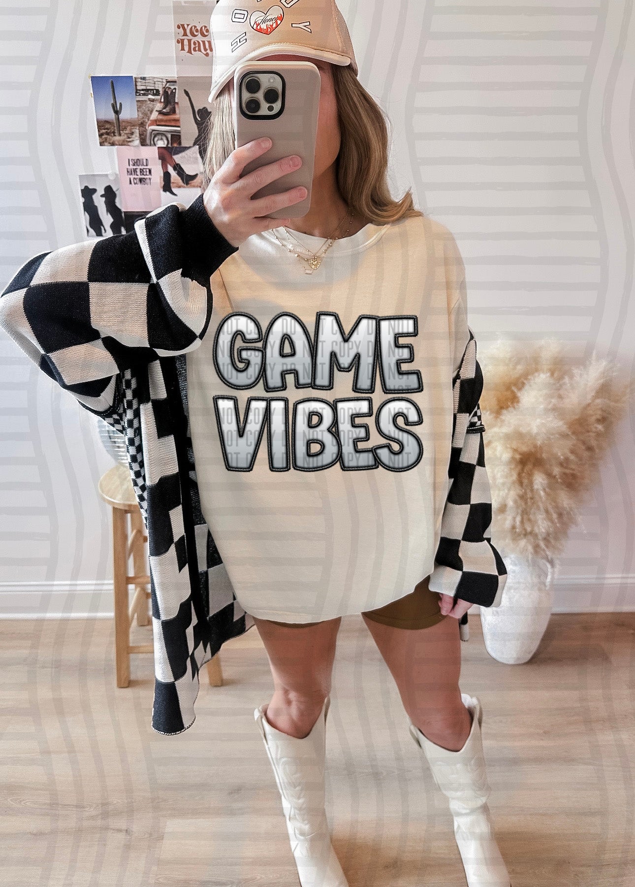 GAME VIBES TEE