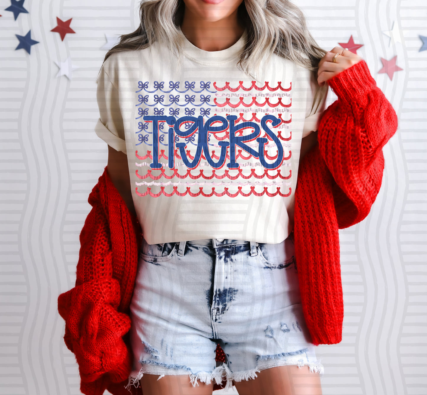 MASCOTS BOW FLAG TEE
