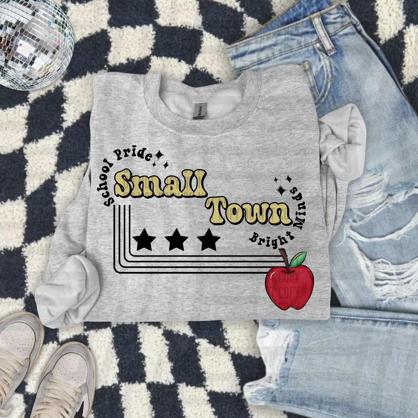 SMALL TOWN BRIGHT MINDS W APPLE TEE -21 COLORS