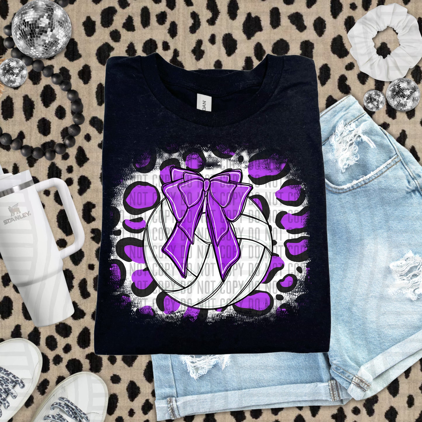 VOLLEYBALL LEOPARD BACKGROUND TEE