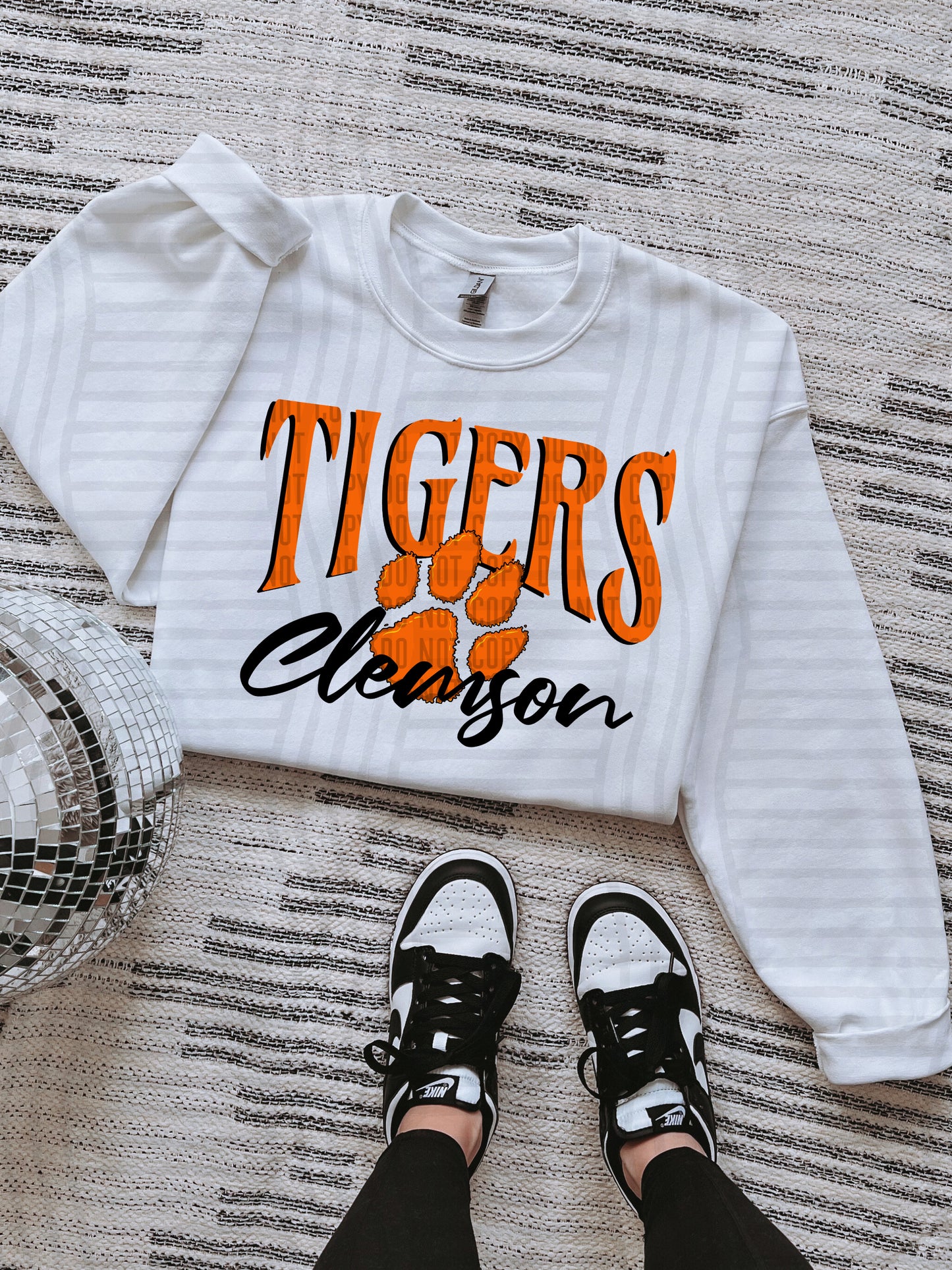 COLLEGE COLOR TEES