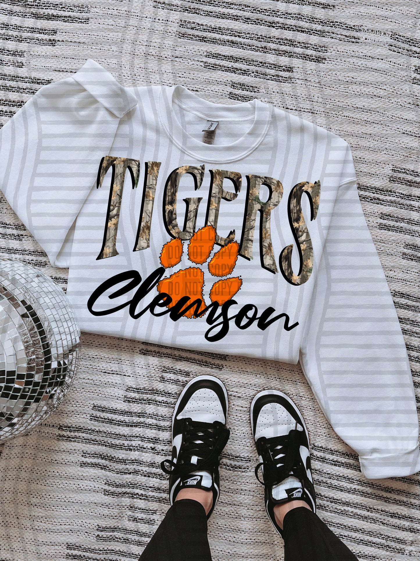 COLLEGE CAMO TEES