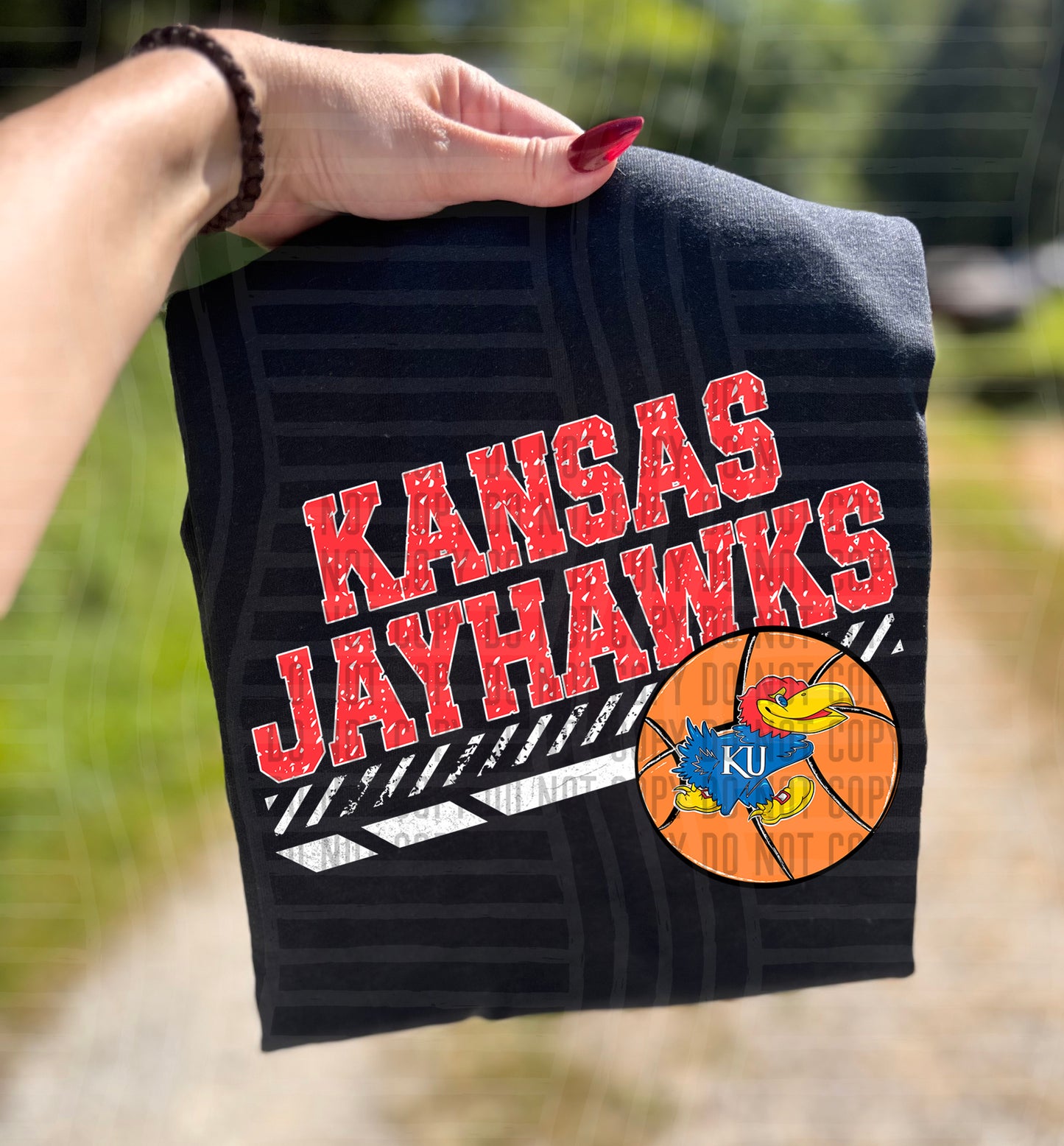 COLLEGE BASKETBALL TEE