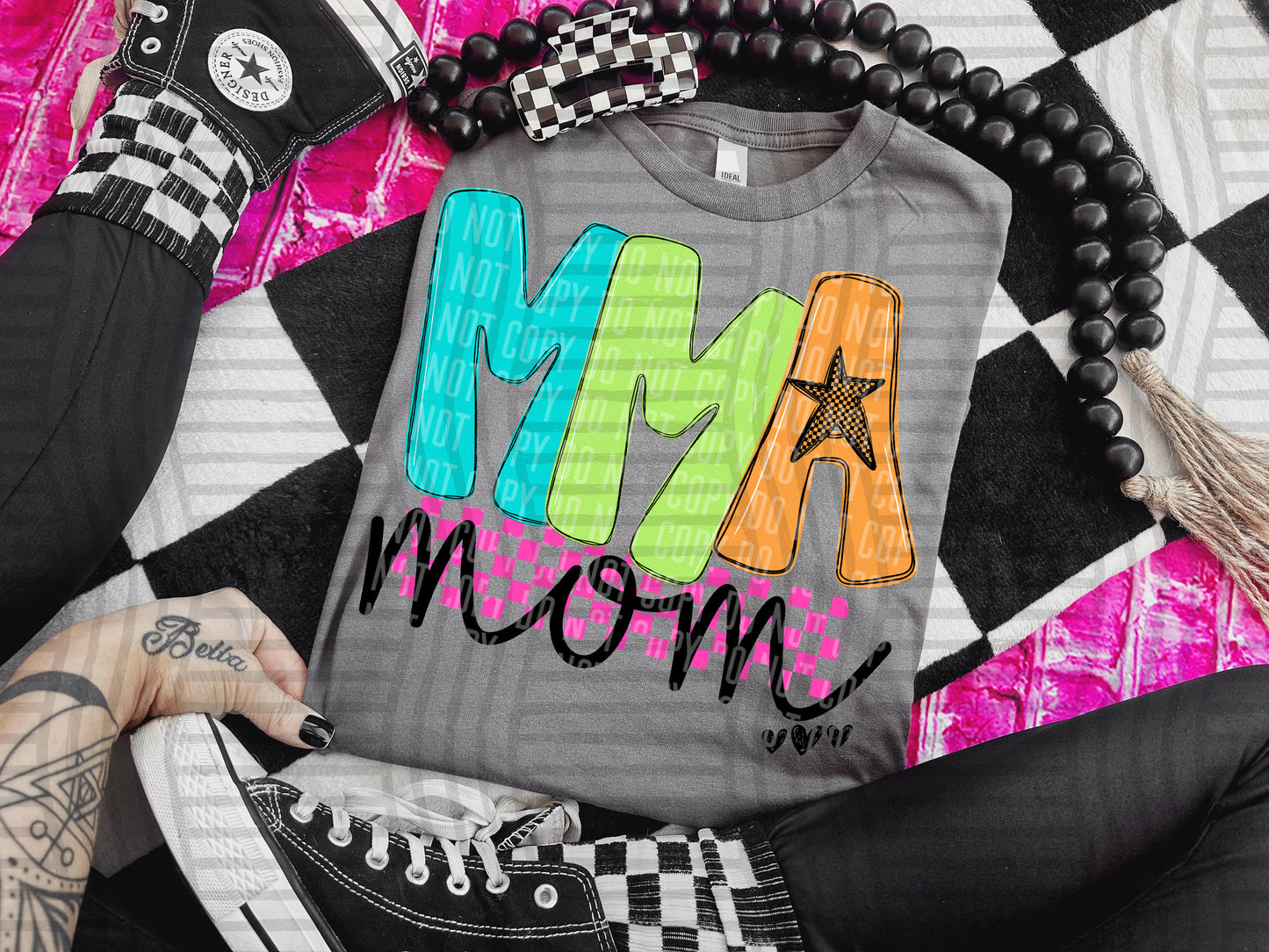 CHECKMATE STARBUST MOM NAMES TEE - 50 NAMES