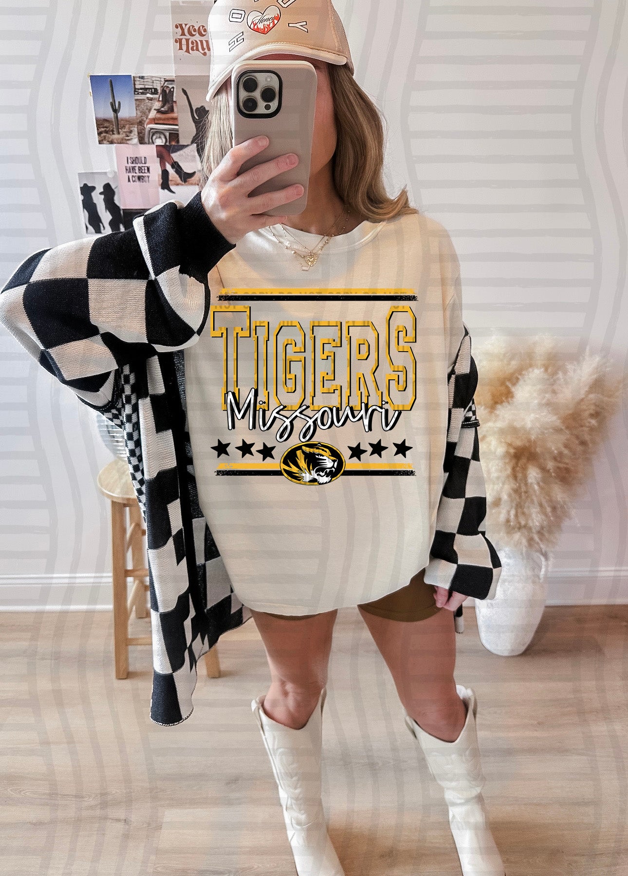 OPEN VARISTY COLLEGE TEE