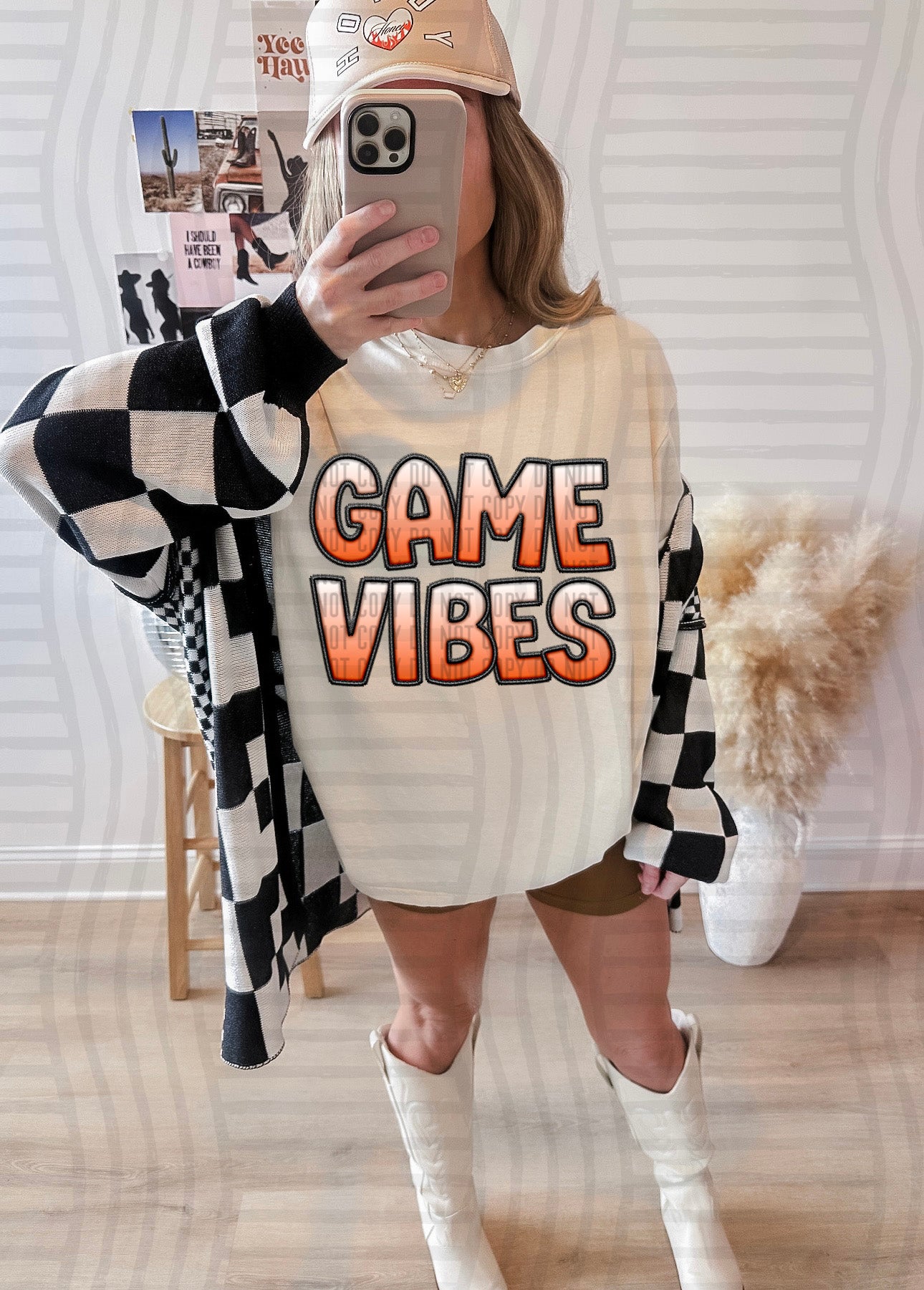 GAME VIBES TEE