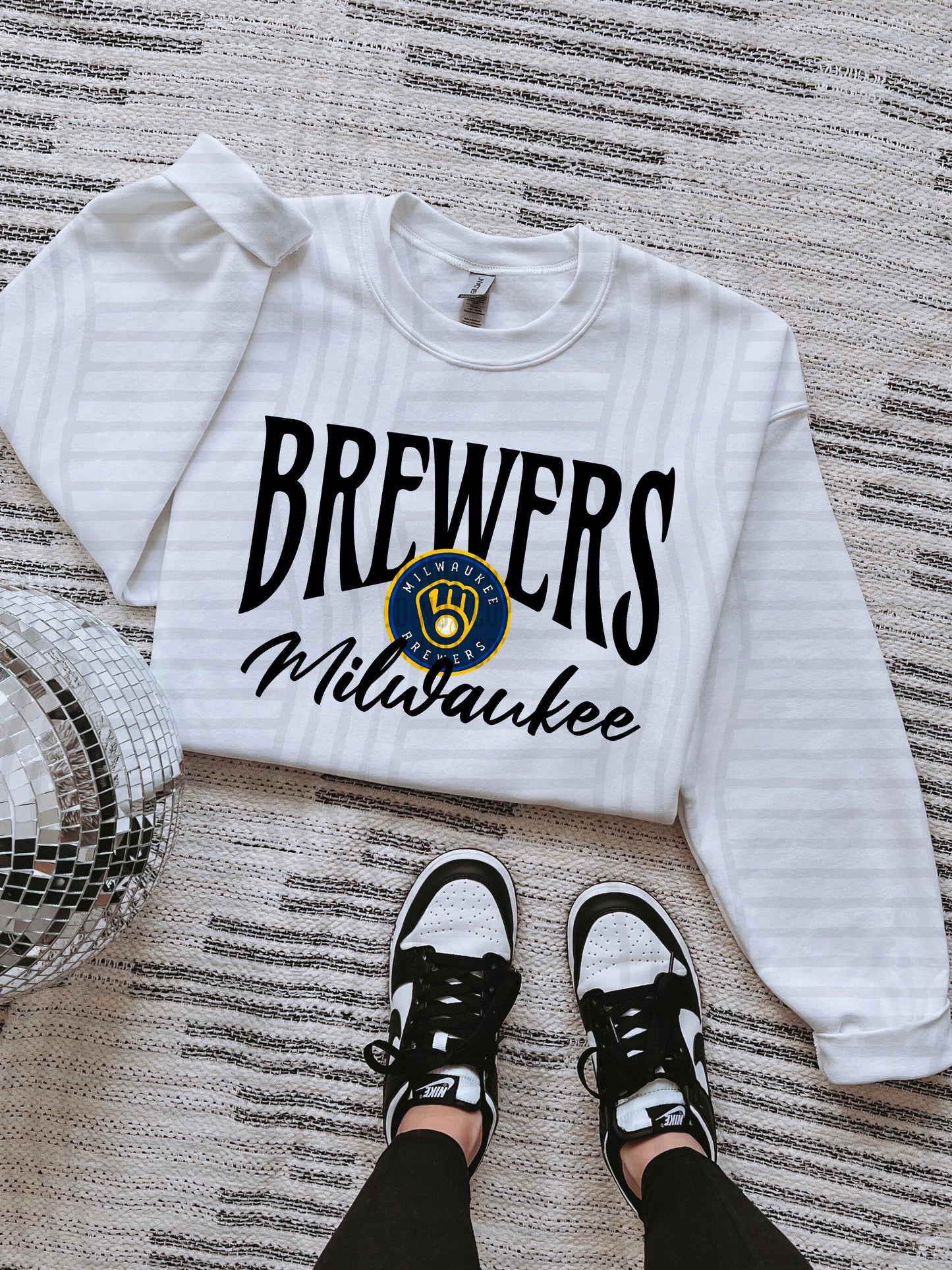MLB BLACK TEE