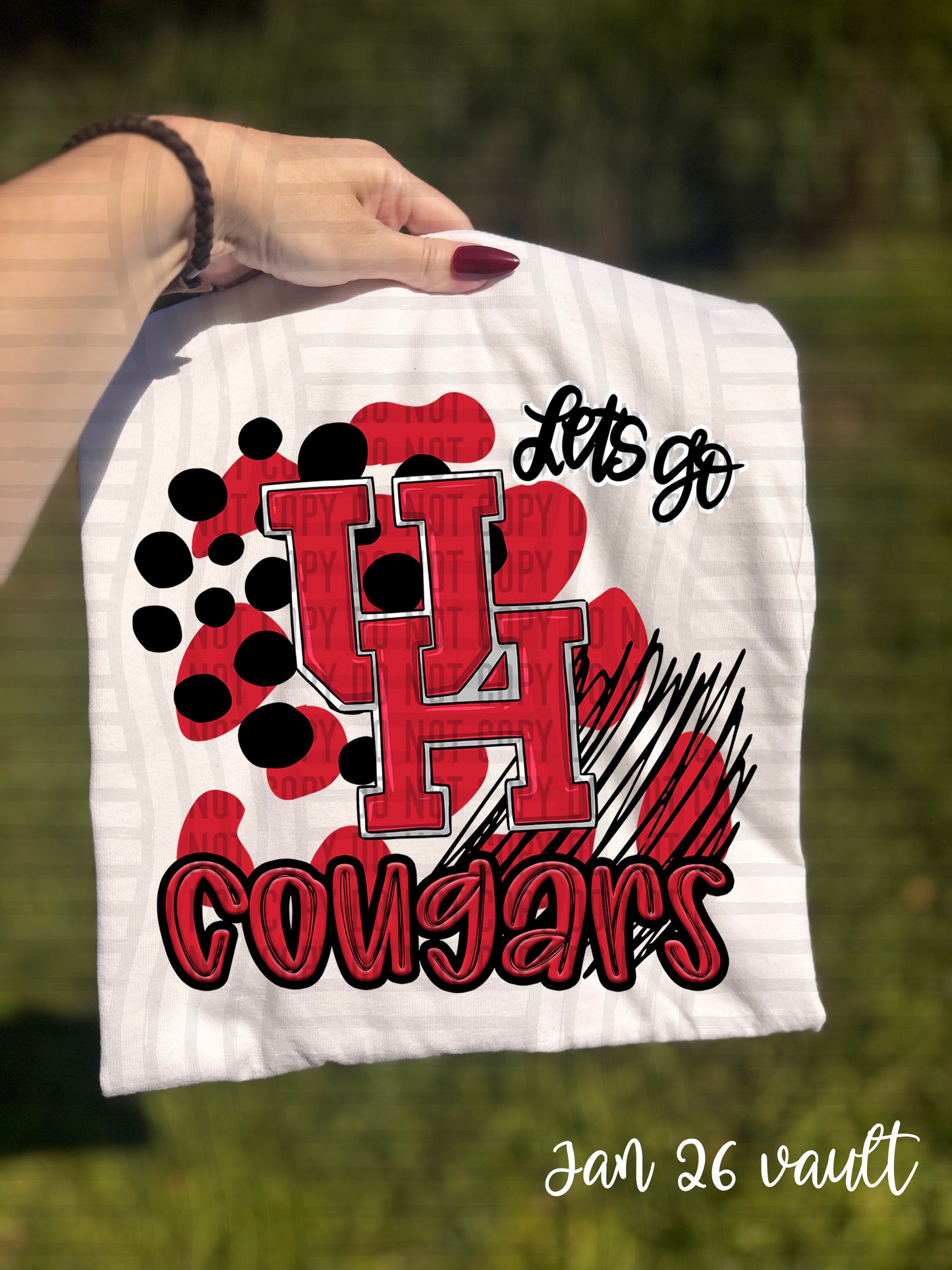 DOODLE MASCOT COLLEGE TEE