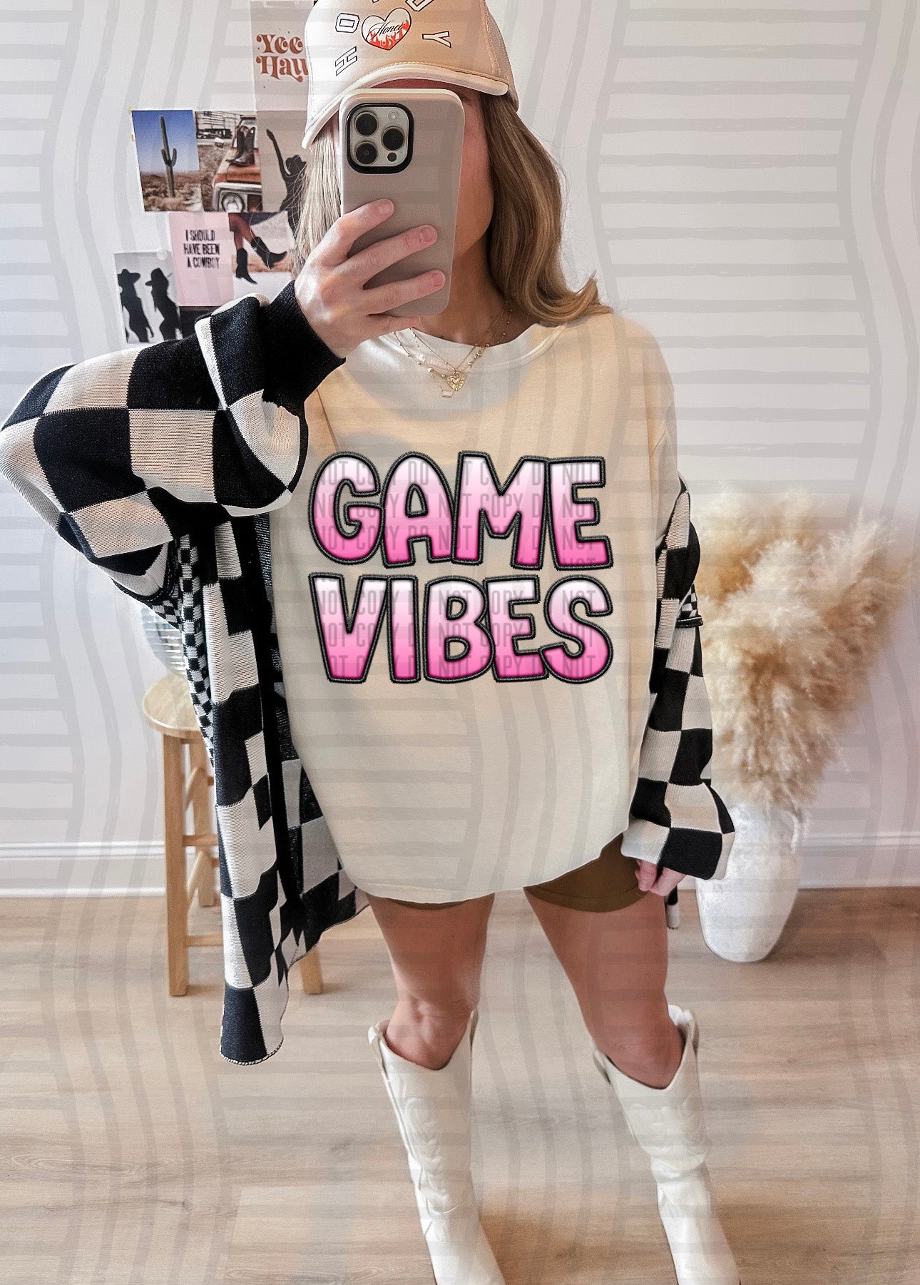 GAME VIBES TEE