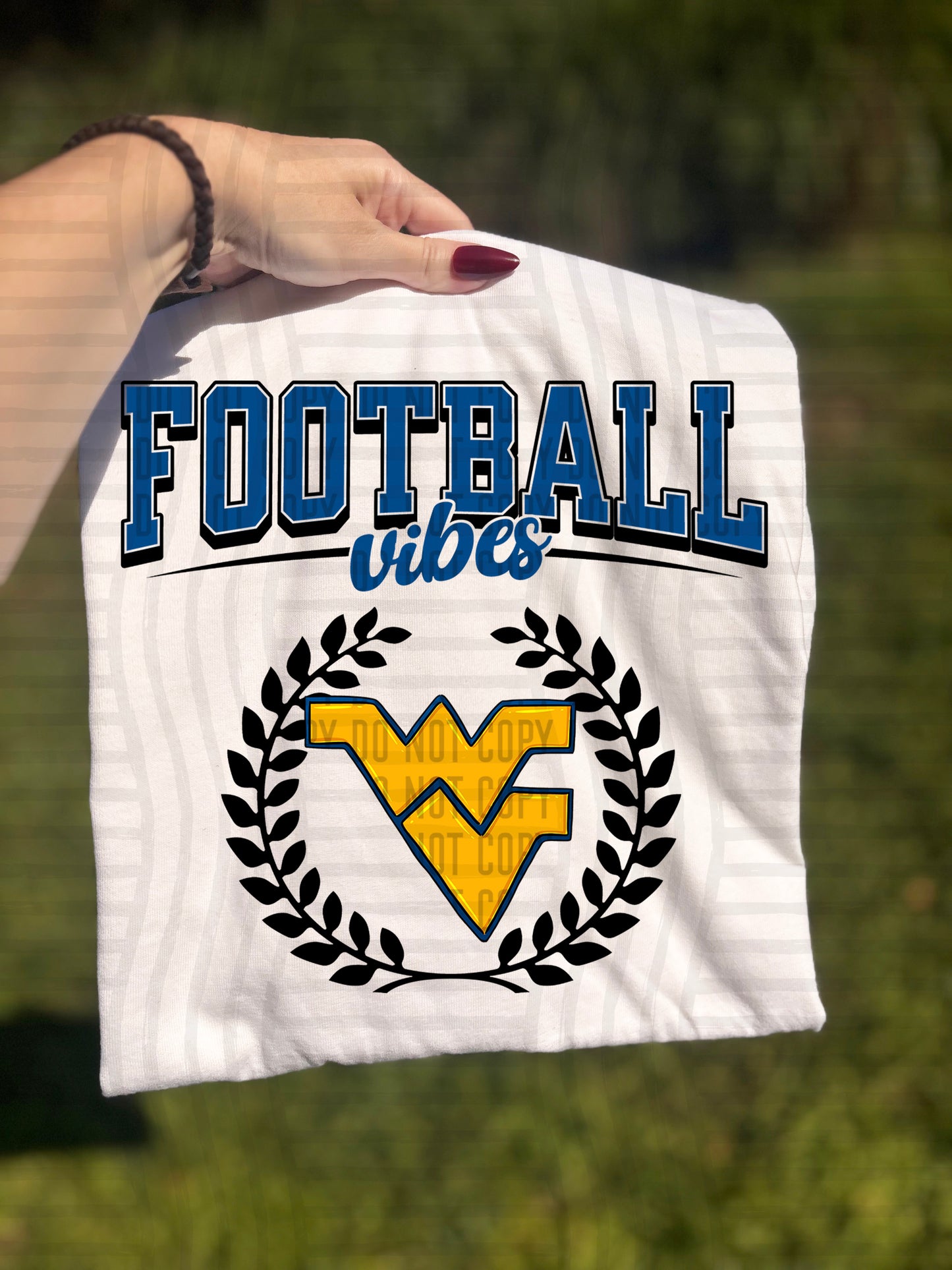 FOOTBALL VIBES TEE