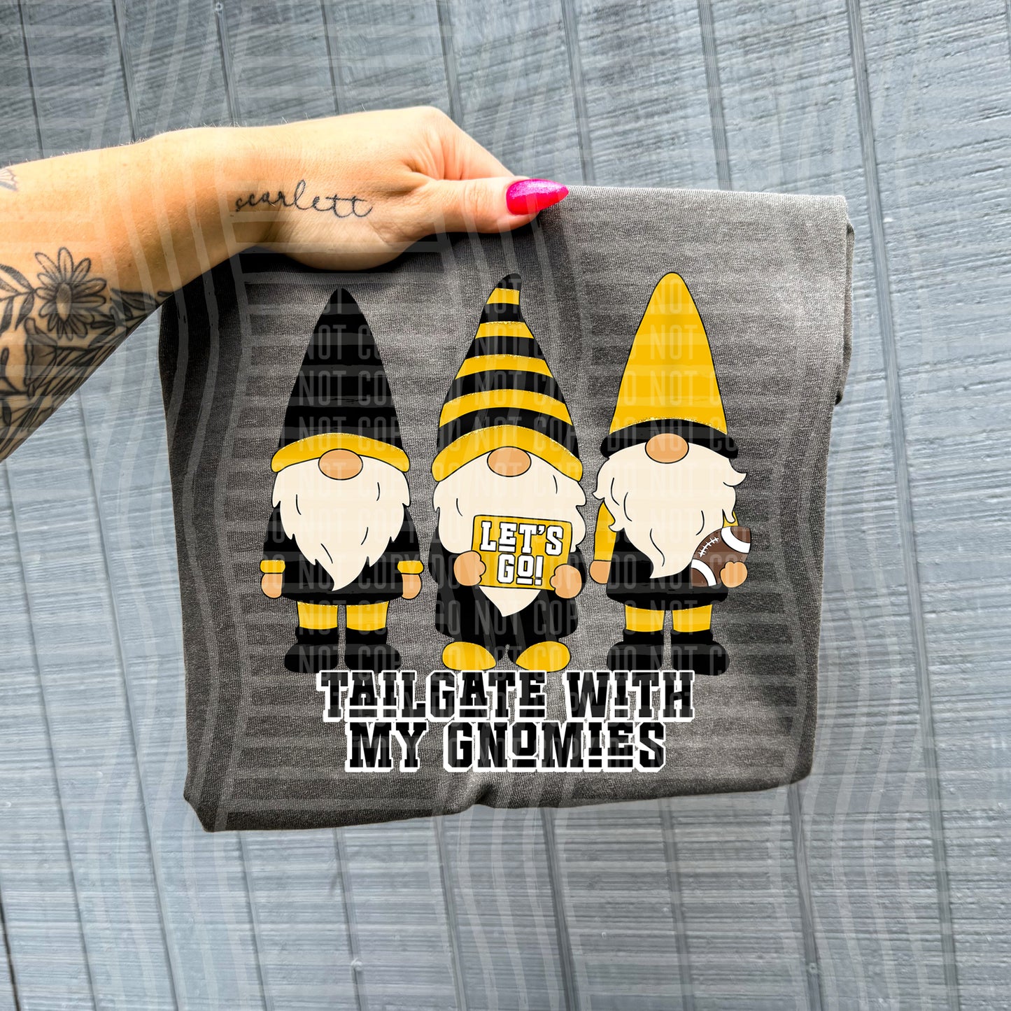 GNOMES - TAILGATE TEE