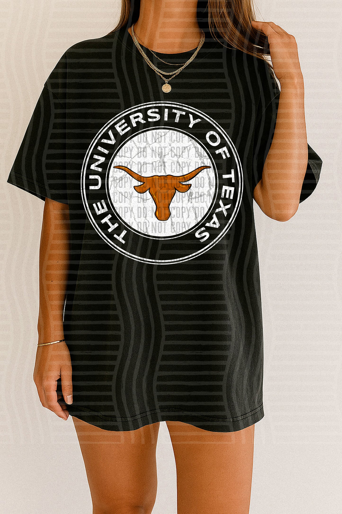 COLLEGE ROUND TEES