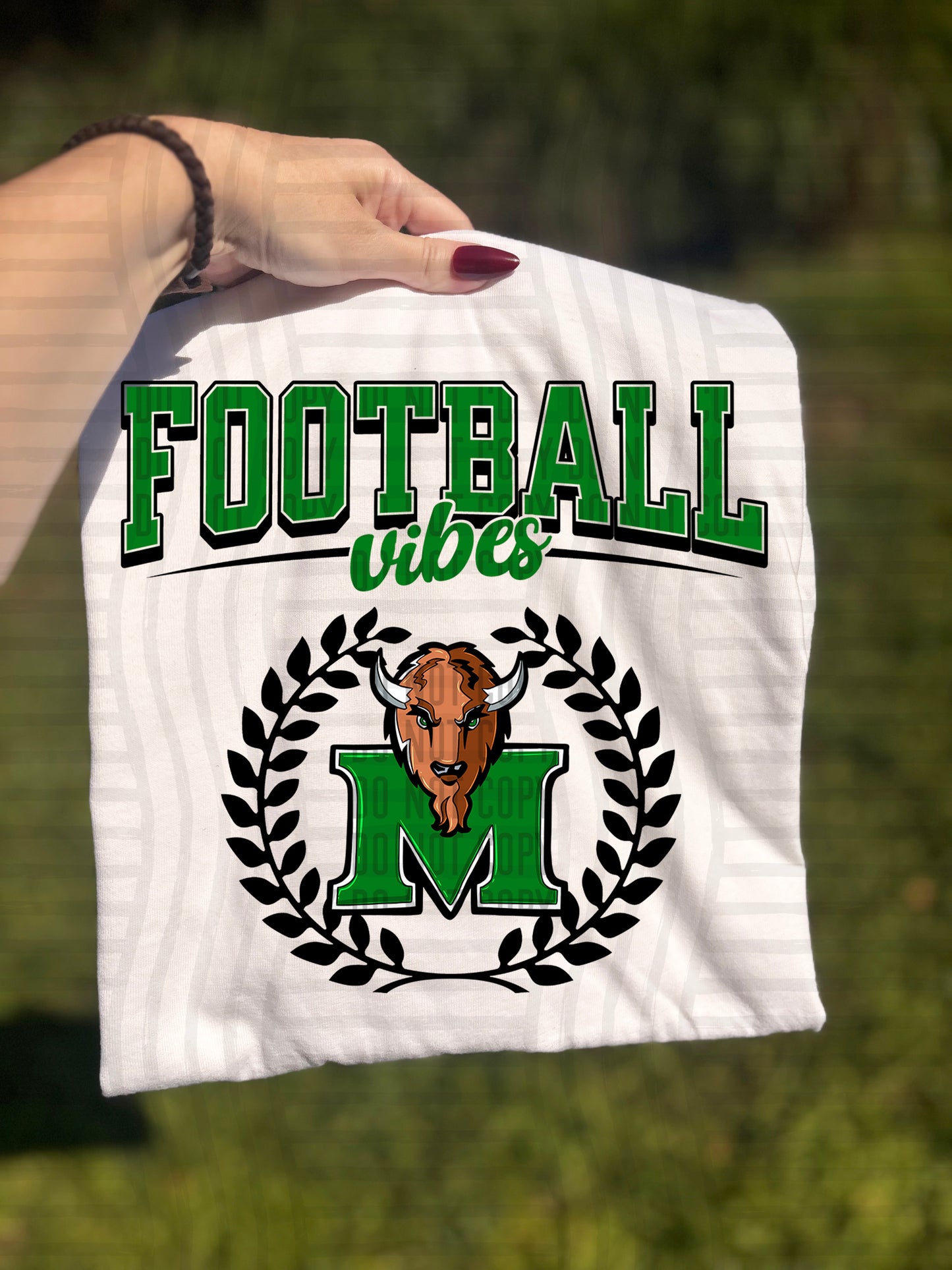 FOOTBALL VIBES TEE