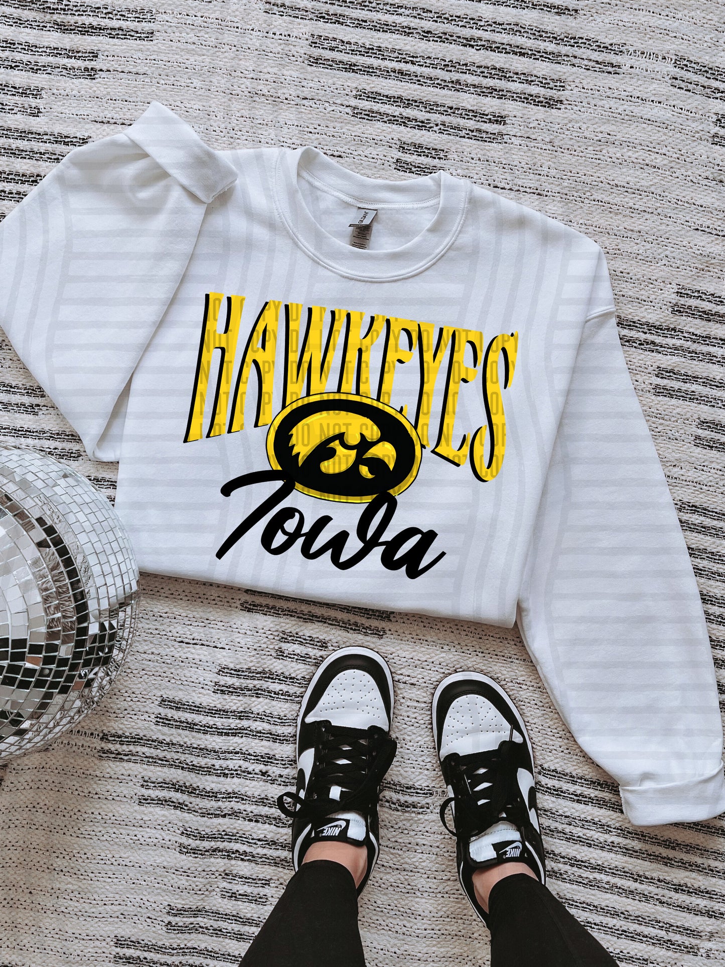 COLLEGE COLOR TEES