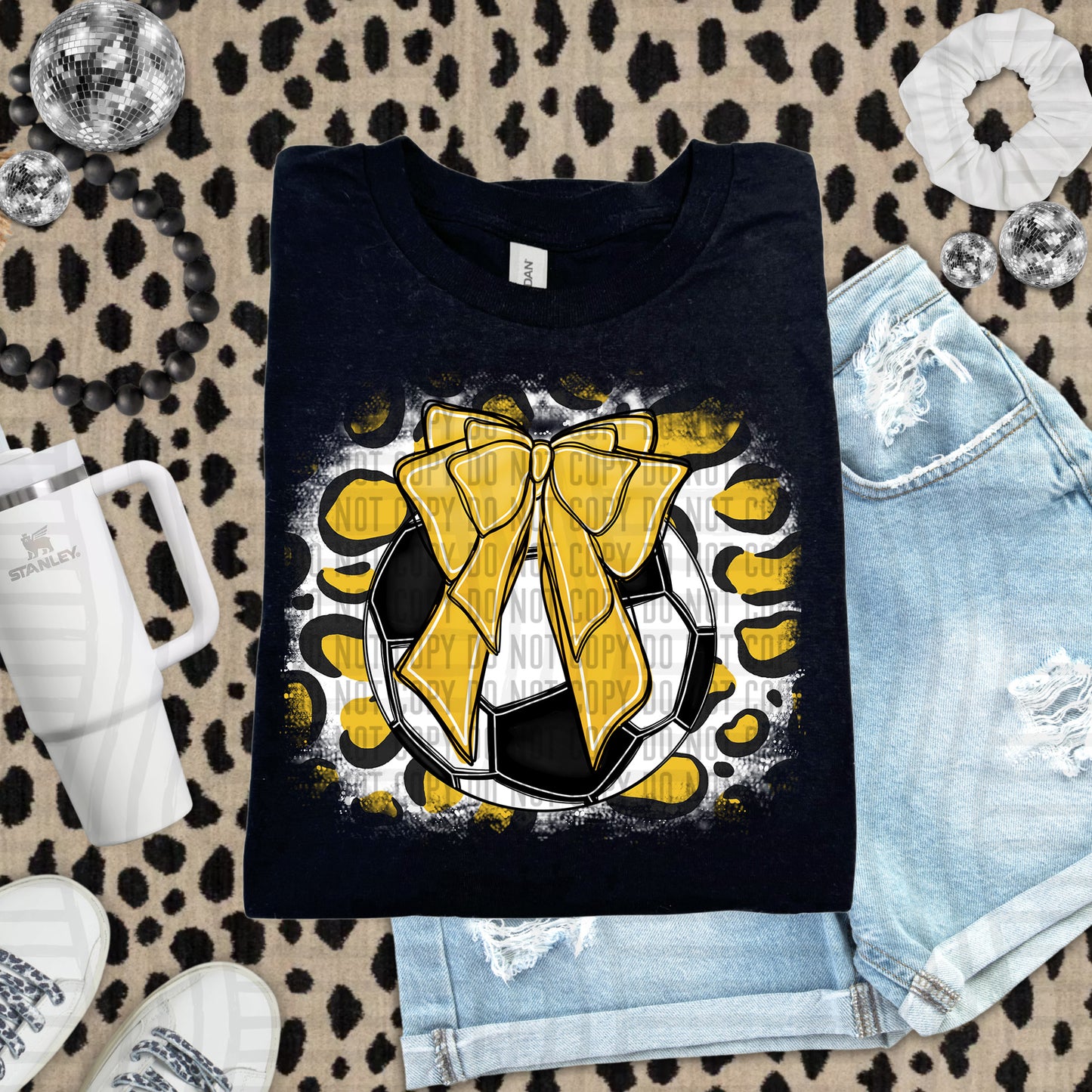 SOCCER LEOPARD BACKGROUND TEE