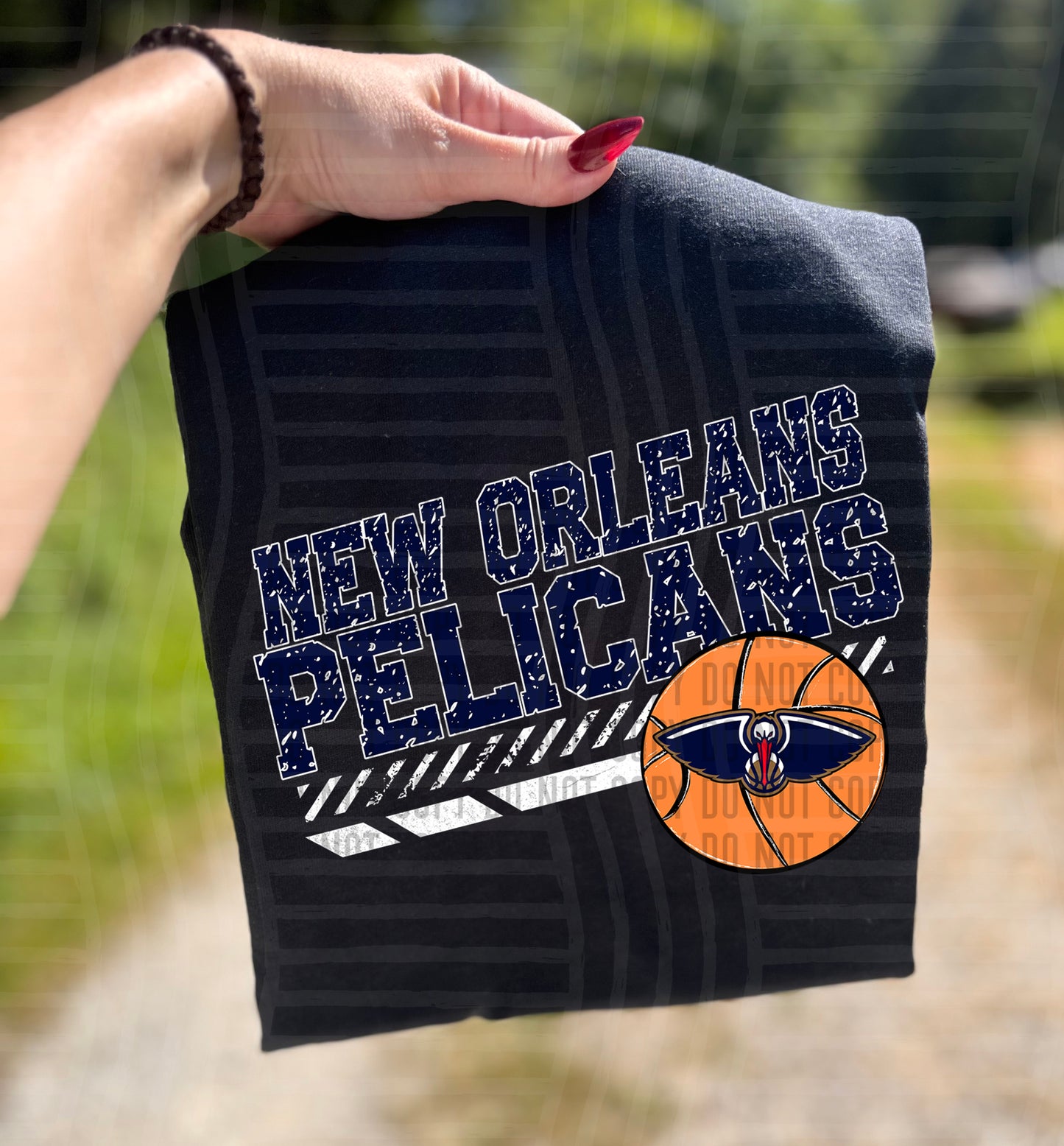 COLLEGE BASKETBALL TEE