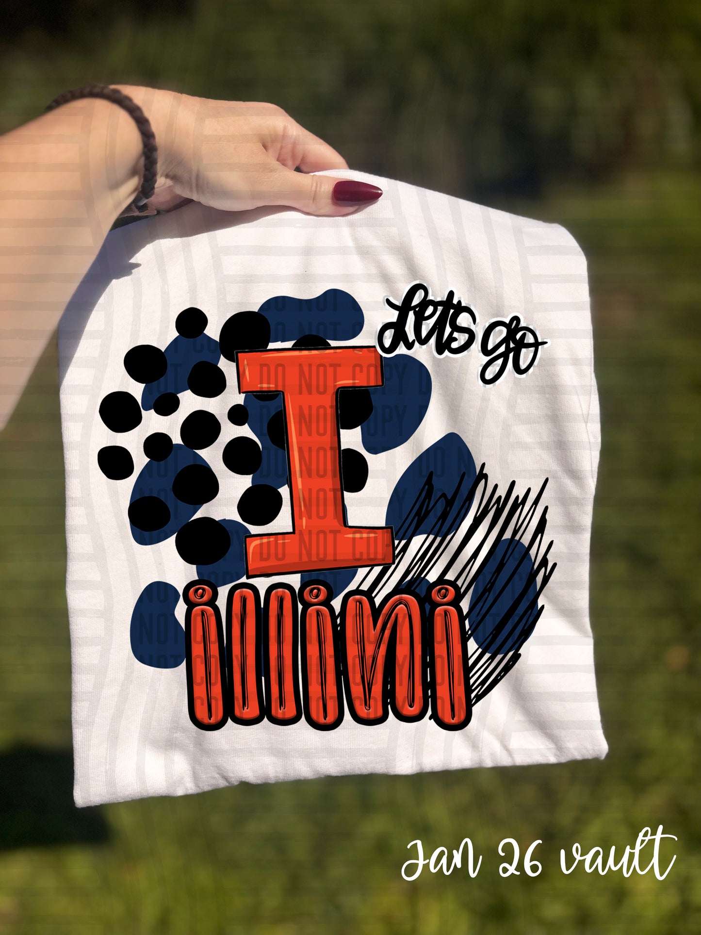 DOODLE MASCOT COLLEGE TEE