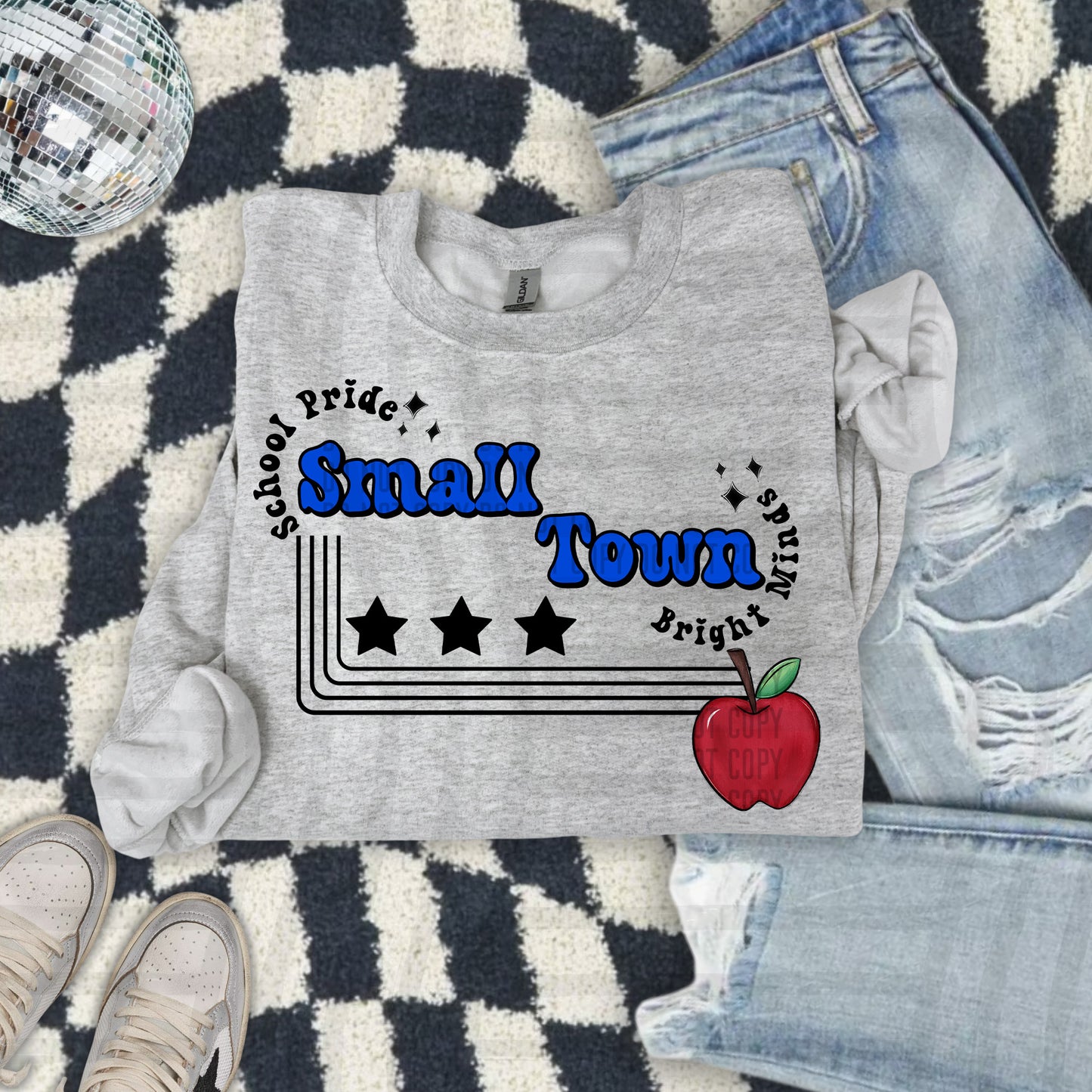 SMALL TOWN BRIGHT MINDS W APPLE TEE -21 COLORS