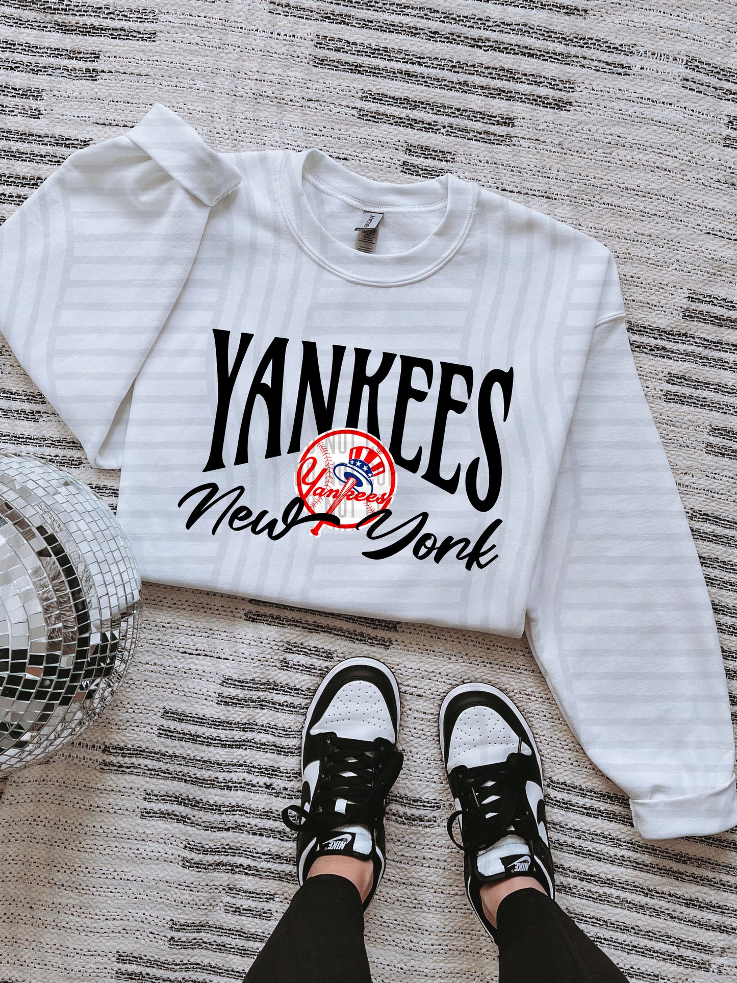 MLB BLACK TEE