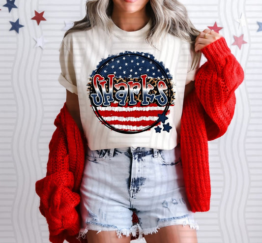 MASCOTS FLAG ROUND TEES