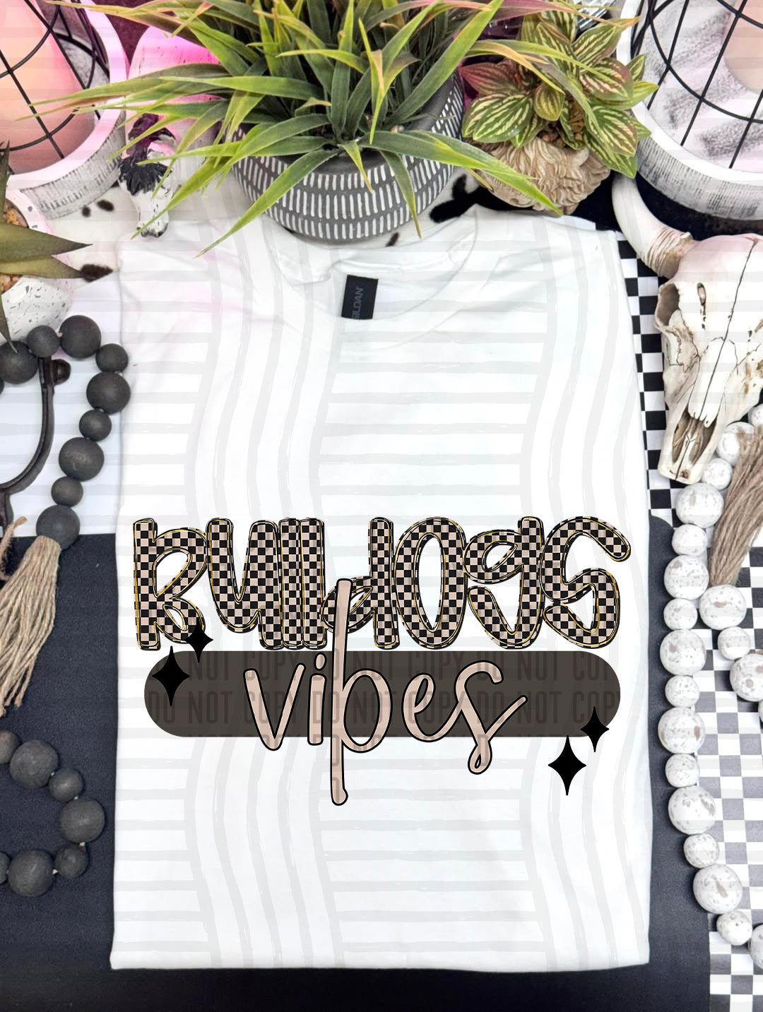 VIBES CHECKERED MASCOTS TEE