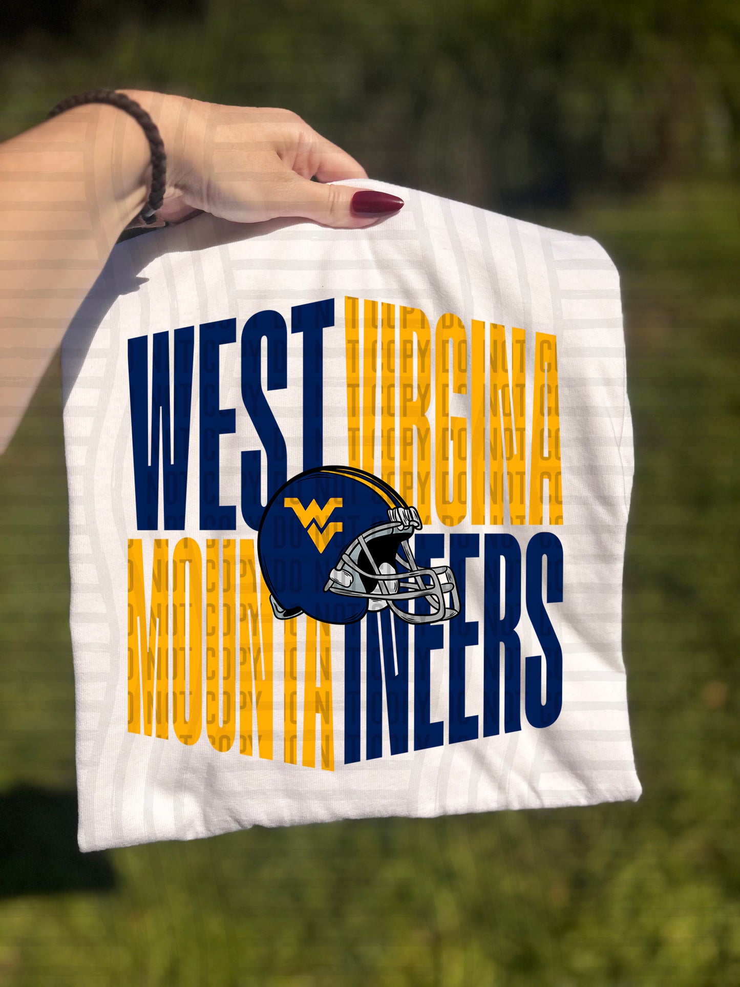 COLLEGE WORD ART TEE