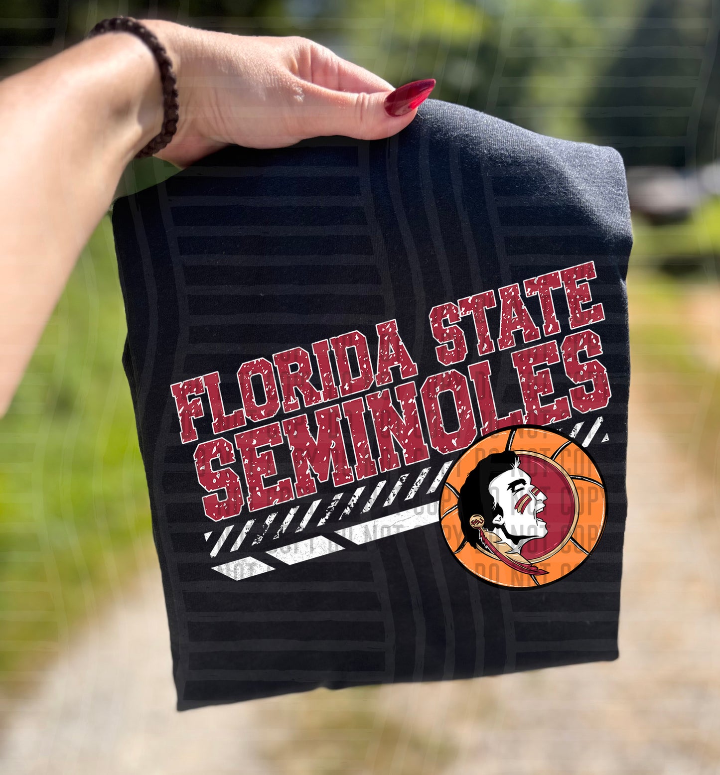 COLLEGE BASKETBALL TEE