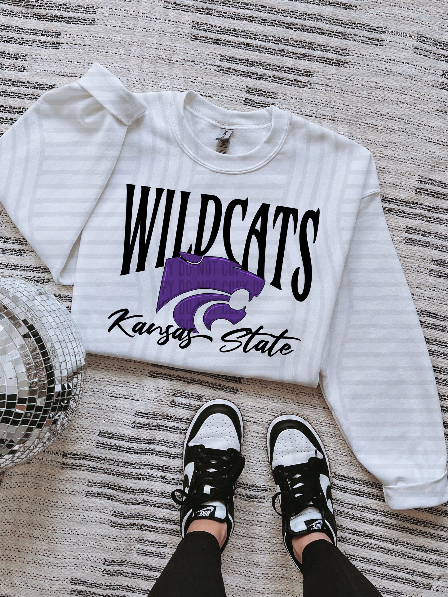 COLLEGE BLACK TEES
