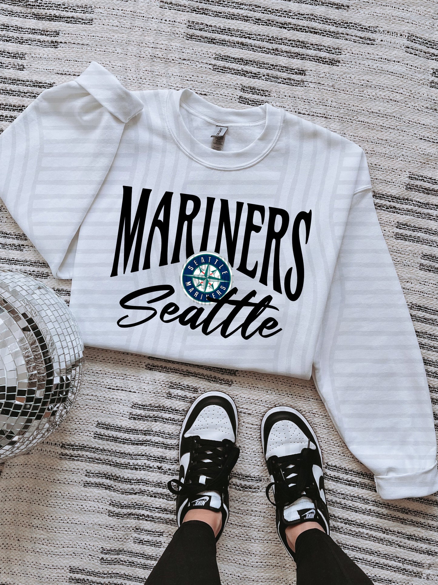 MLB BLACK TEE