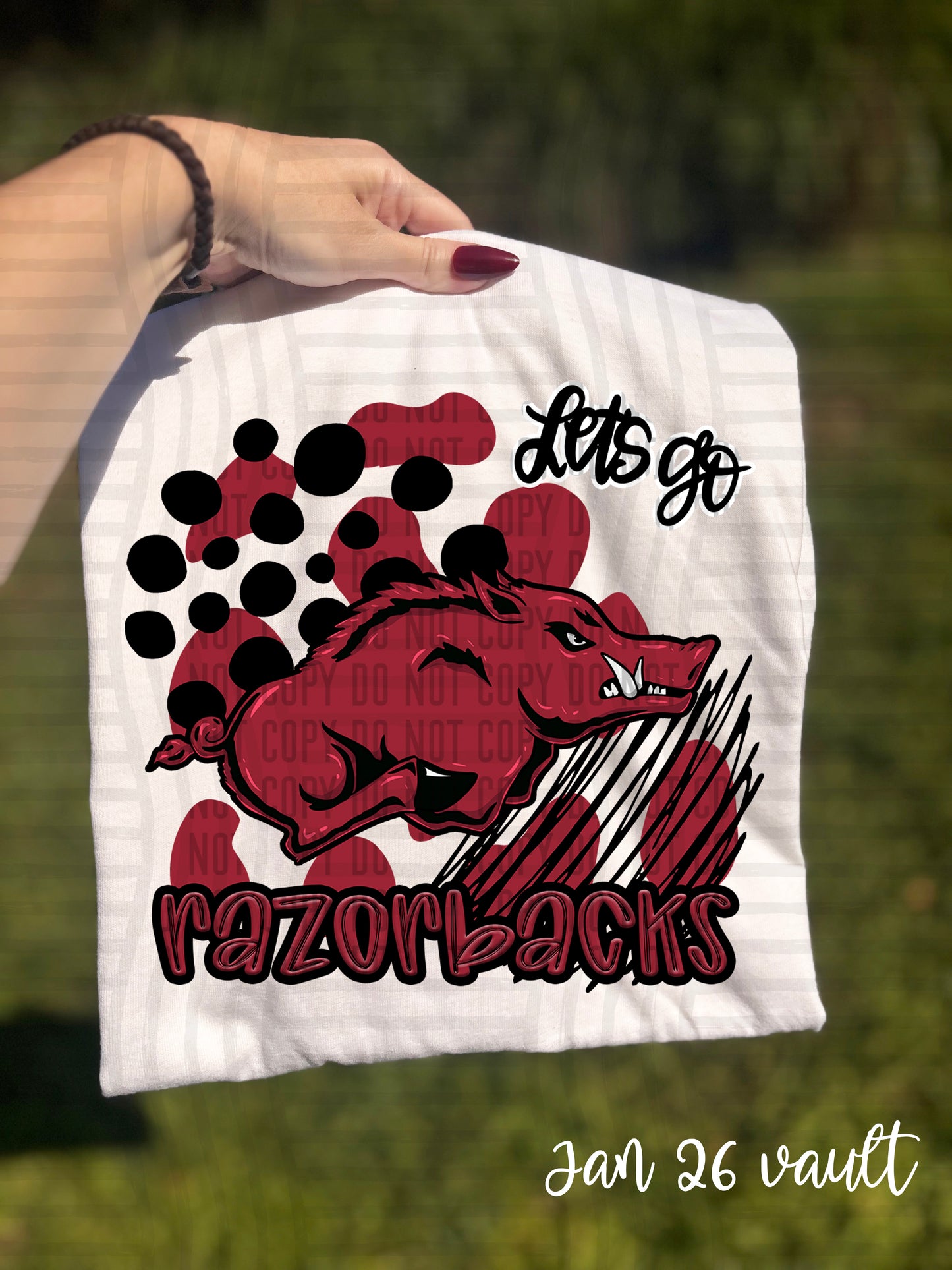 DOODLE MASCOT COLLEGE TEE