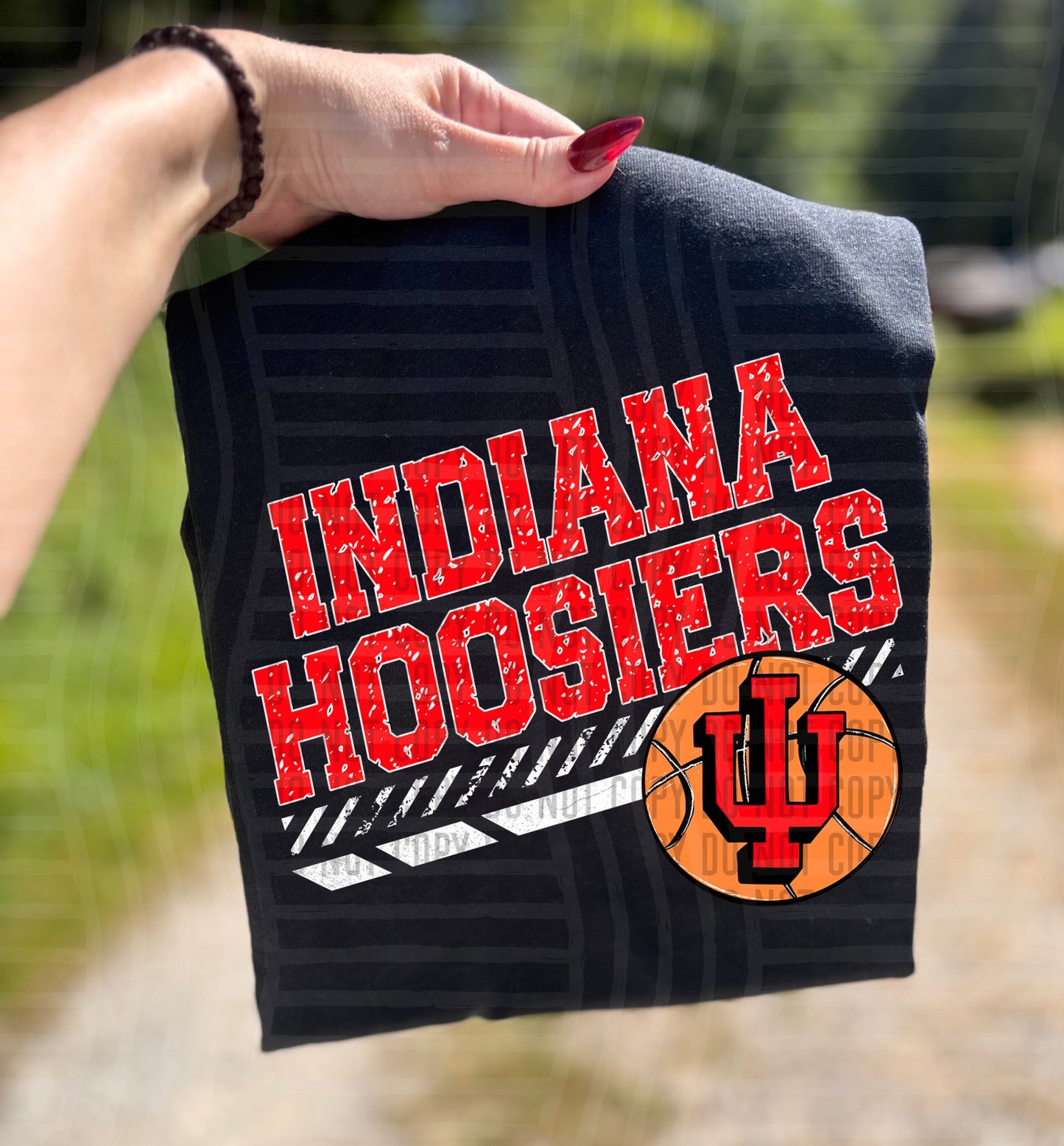 COLLEGE BASKETBALL TEE