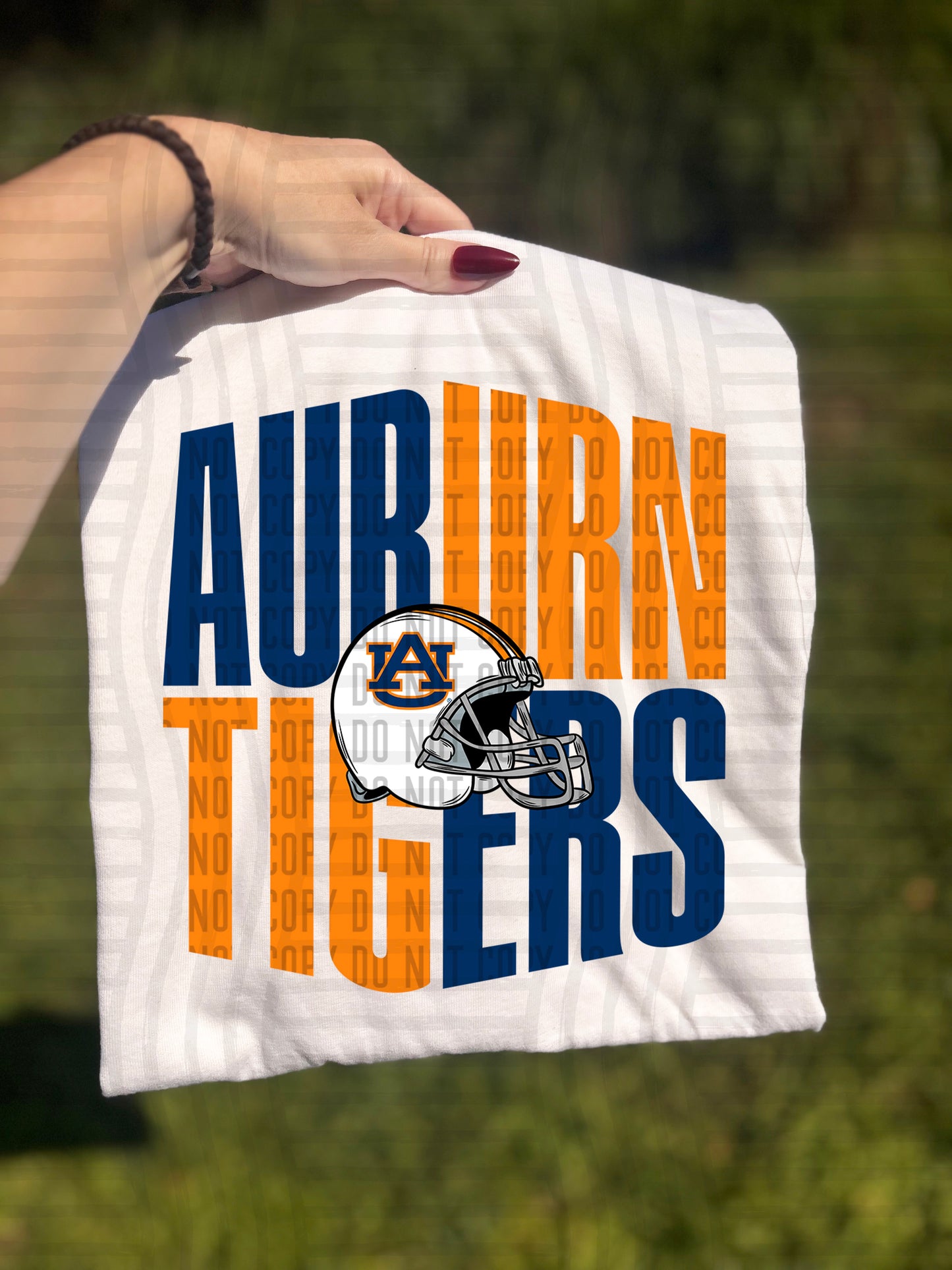 COLLEGE WORD ART TEE