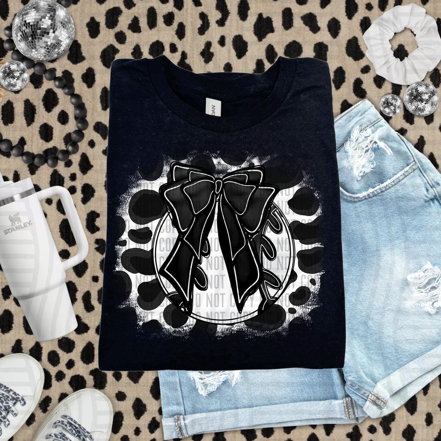 BASEBALL LEOPARD BACKGROUND TEE