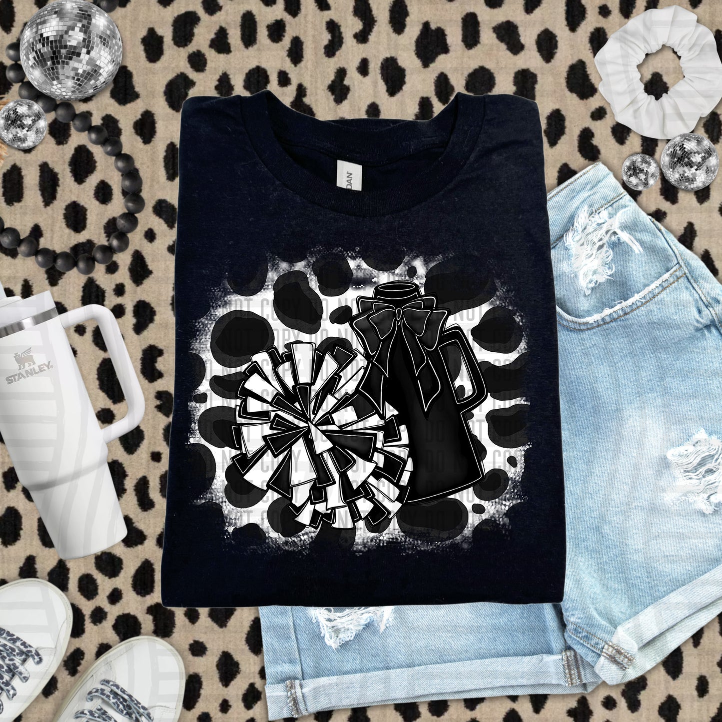 CHEER LEOPARD BACKGROUND TEE