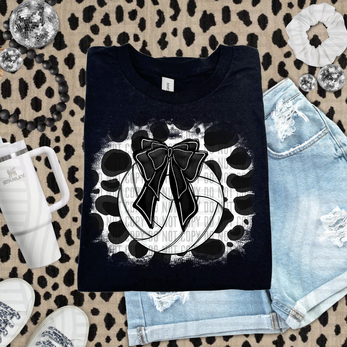 VOLLEYBALL LEOPARD BACKGROUND TEE