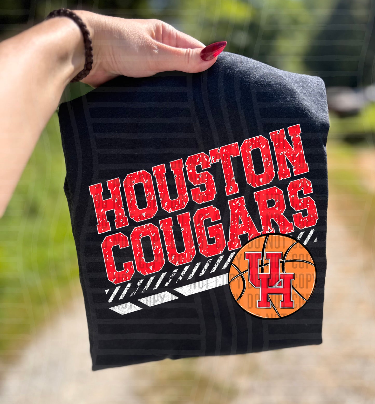 COLLEGE BASKETBALL TEE