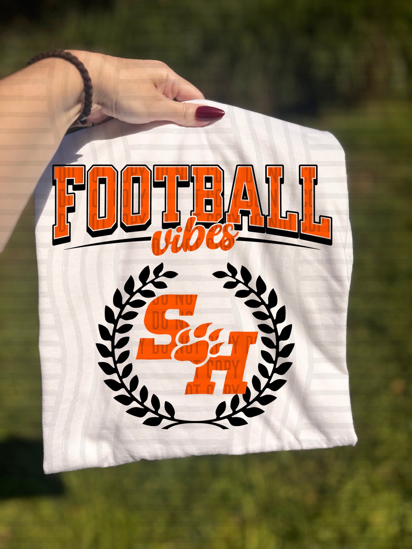 FOOTBALL VIBES TEE