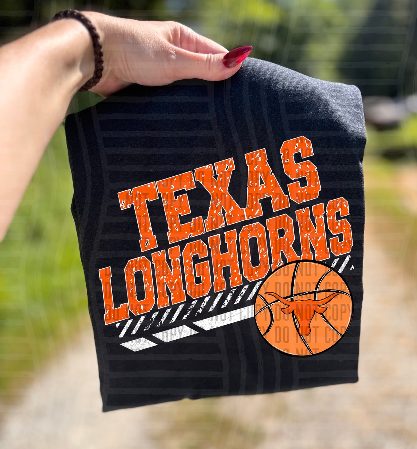 COLLEGE BASKETBALL TEE