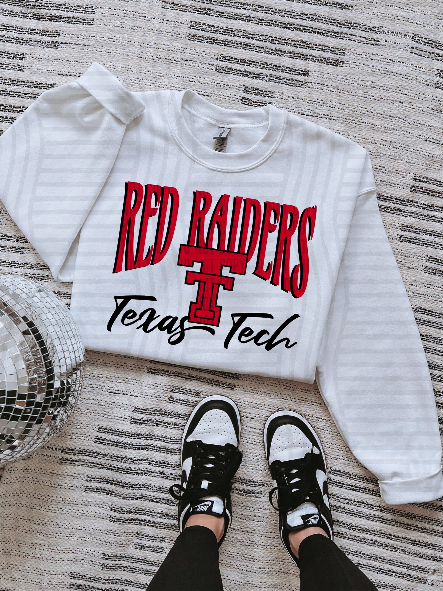 COLLEGE COLOR TEES