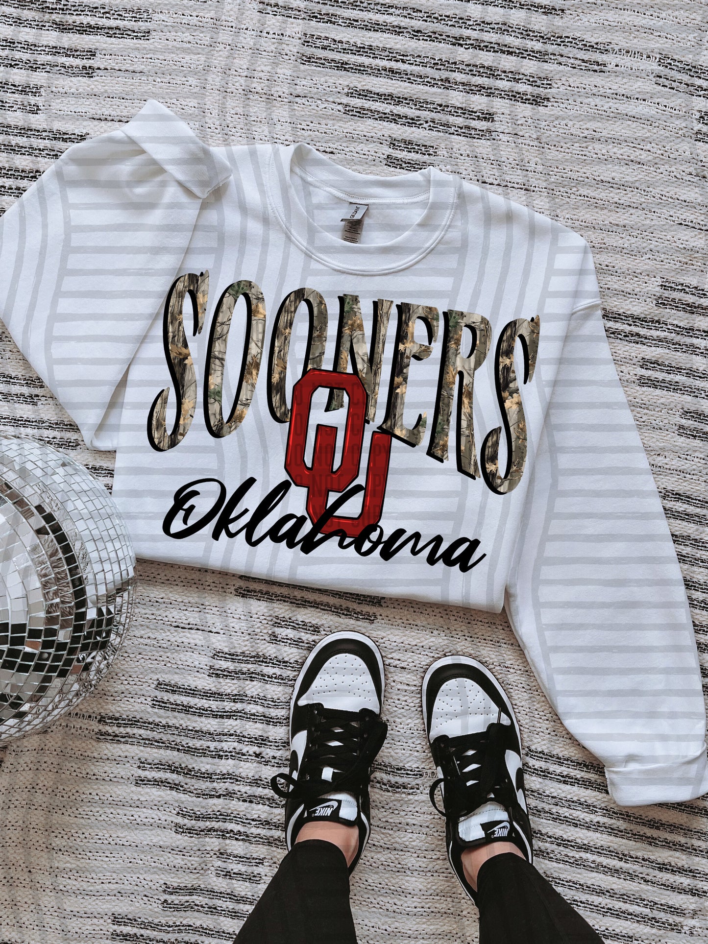 COLLEGE CAMO TEES