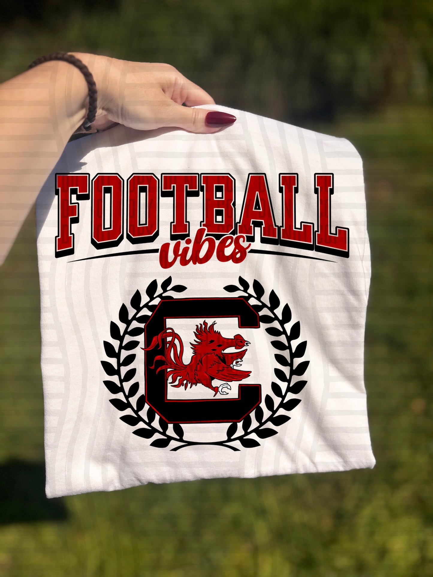 FOOTBALL VIBES TEE